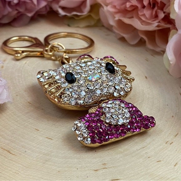 Hello Kitty with Deep Pink Crystal Dress & Bow Keychain Charm - Picture 7 of 11